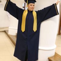 akademska diplomantska studentska toga kapa stola za promociju