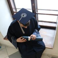 akademska diplomantska studentska toga kapa stola za promociju akademska diplomantska studentska toga kapa stola za promociju